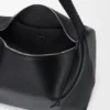 Esnek Damarlı Dana Derisinden Büyük Loop Hobo Esnek Damarlı Dana Derisinden Büyük Loop Hobo