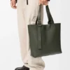 Esnek Damarlı Dana Derisinden Loop Zipped Tote çantası Esnek Damarlı Dana Derisinden Loop Zipped Tote çantası