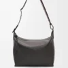 Esnek Pürüzsüz Dana Derisi ve Jakarlı Cubi Crossbody Çanta Esnek Pürüzsüz Dana Derisi ve Jakarlı Cubi Crossbody Çanta