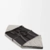 Kanvas Jakarlı ve Dana Derisinden XXL Puzzle Fold Tote çantası Kanvas Jakarlı ve Dana Derisinden XXL Puzzle Fold Tote çantası