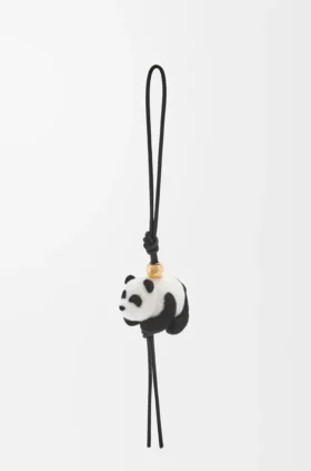 kee ve dana derisinden yaplm panda charm 1 280x423 - Ke&ccedil;e ve dana derisinden yapılmış Panda charm