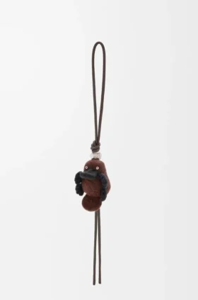 Keçeden yapılmış Platypus charm