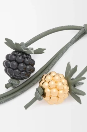 Klasik Dana Derisinden Berry Charm