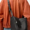 Klasik Dana Derisinden Hammock Compact Çanta Klasik Dana Derisinden Hammock Compact Çanta