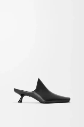 Kuzu Derisi Emily Mule