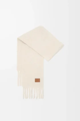 Mohair ve Yün Karışımından Üretilmiş Eşarp