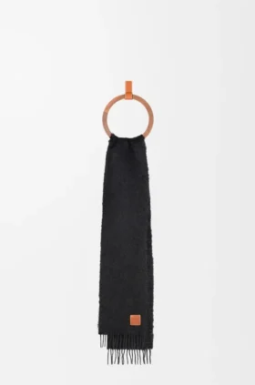 Mohair ve yünden yapılmış fular