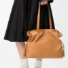 Nappa Dana Derisinden Büyük Flamenco Clutch Nappa Dana Derisinden Büyük Flamenco Clutch