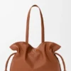 Nappa Dana Derisinden Büyük Flamenco Clutch Nappa Dana Derisinden Büyük Flamenco Clutch