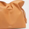 Nappa Dana Derisinden Büyük Flamenco Clutch Nappa Dana Derisinden Büyük Flamenco Clutch