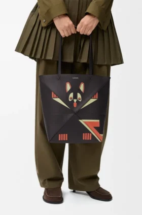 Nappa Dana Derisinden Futurist Cat Orta Boy Puzzle Fold Tote çantası