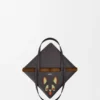 Nappa Dana Derisinden Futurist Cat Orta Boy Puzzle Fold Tote çantası Nappa Dana Derisinden Futurist Cat Orta Boy Puzzle Fold Tote çantası