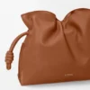 Nappa Dana Derisinden Orta Boy Flamenco Clutch Nappa Dana Derisinden Orta Boy Flamenco Clutch
