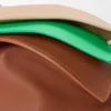 Nappa Dana Derisinden Orta Boy Katmanlı Flamenco Clutch Nappa Dana Derisinden Orta Boy Katmanlı Flamenco Clutch