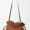 Nappa Dana Derisinden Orta Boy Katmanlı Flamenco Clutch Nappa Dana Derisinden Orta Boy Katmanlı Flamenco Clutch