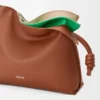 Nappa Dana Derisinden Orta Boy Katmanlı Flamenco Clutch Nappa Dana Derisinden Orta Boy Katmanlı Flamenco Clutch