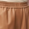 Nappa Kuzu Derisinden Kısa Pantolon Nappa Kuzu Derisinden Kısa Pantolon