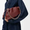 İnce Damarlı Dana Derisinden Orta Boy Flamenco Purse İnce Damarlı Dana Derisinden Orta Boy Flamenco Purse