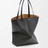 Parlak Dana Derisi XL Puzzle Fold Tote çantası Parlak Dana Derisi XL Puzzle Fold Tote çantası