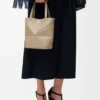 Parlak Dana Derisinden Mini Puzzle Fold Tote Parlak Dana Derisinden Mini Puzzle Fold Tote
