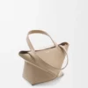 Parlak Dana Derisinden Mini Puzzle Fold Tote Parlak Dana Derisinden Mini Puzzle Fold Tote