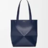 Parlak Dana Derisinden Orta Boy Puzzle Fold Tote çantası Parlak Dana Derisinden Orta Boy Puzzle Fold Tote çantası