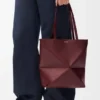 Parlak Dana Derisinden Orta Boy Puzzle Fold Tote çantası Parlak Dana Derisinden Orta Boy Puzzle Fold Tote çantası