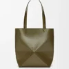 Parlak Dana Derisinden Orta Boy Puzzle Fold Tote çantası Parlak Dana Derisinden Orta Boy Puzzle Fold Tote çantası