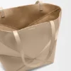 Parlak Dana Derisinden Orta Boy Puzzle Fold Tote çantası Parlak Dana Derisinden Orta Boy Puzzle Fold Tote çantası