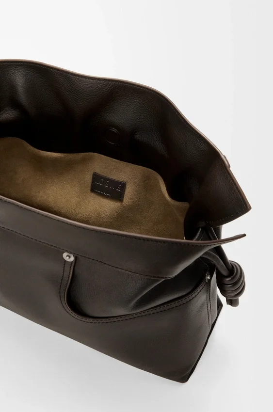 Parlak Dana Derisinden Panta Medium Flamenco Clutch Parlak Dana Derisinden Panta Medium Flamenco Clutch