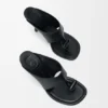Parlak Pürüzsüz Dana Derisinden Toggle Sandalet Parlak Pürüzsüz Dana Derisinden Toggle Sandalet