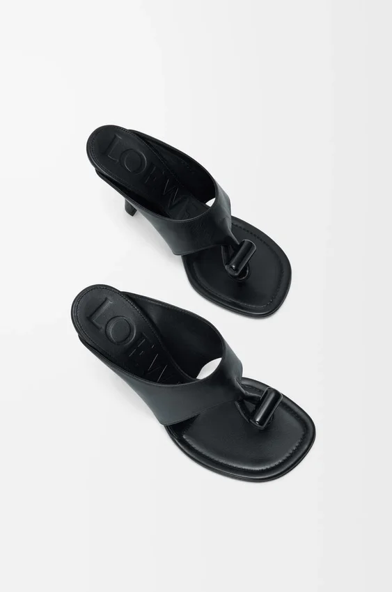 Parlak Pürüzsüz Dana Derisinden Toggle Sandalet Parlak Pürüzsüz Dana Derisinden Toggle Sandalet