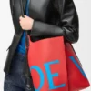 Pürüzsüz Dana Derisinden Büyük Bilbao Kova Çanta, Büyük Boy Logo Pürüzsüz Dana Derisinden Büyük Bilbao Kova Çanta, Büyük Boy Logo