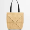 Rafya’dan Orta Boy Puzzle Fold Tote çantası Rafya’dan Orta Boy Puzzle Fold Tote çantası