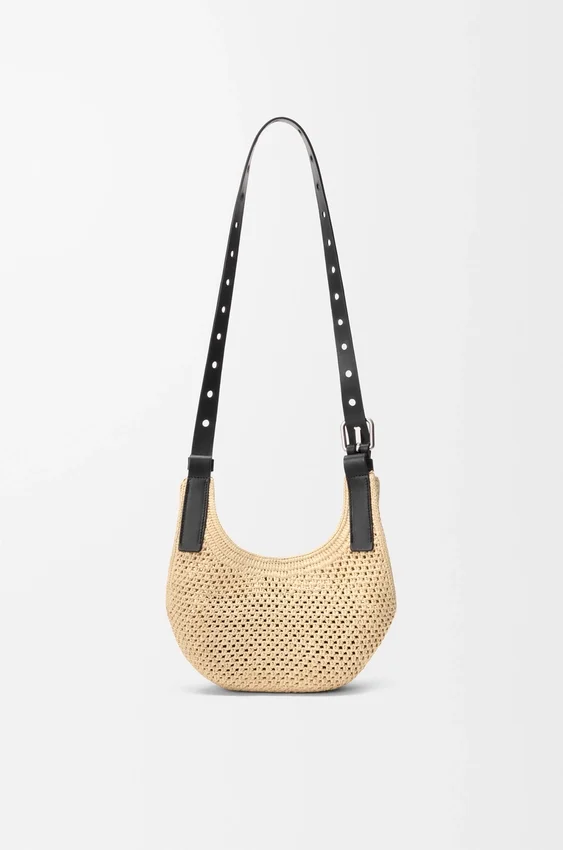 Rafya ve Dana Derisinden Mini Punch Hole Hobo Rafya ve Dana Derisinden Mini Punch Hole Hobo