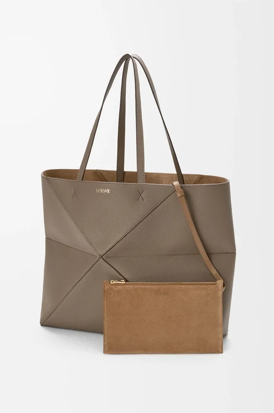 Yumuşak Damarlı Dana Derisinden Büyük Yatay Puzzle Fold Tote Çantası Yumuşak Damarlı Dana Derisinden Büyük Yatay Puzzle Fold Tote Çantası