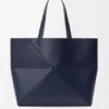 Yumuşak Damarlı Dana Derisinden Büyük Yatay Puzzle Fold Tote Çantası Yumuşak Damarlı Dana Derisinden Büyük Yatay Puzzle Fold Tote Çantası