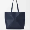 Yumuşak Damarlı Dana Derisinden Orta Boy Yatay Puzzle Fold Tote Çantası Yumuşak Damarlı Dana Derisinden Orta Boy Yatay Puzzle Fold Tote Çantası