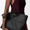 Yumuşak Damarlı Dana Derisinden Orta Boy Yatay Puzzle Fold Tote Çantası Yumuşak Damarlı Dana Derisinden Orta Boy Yatay Puzzle Fold Tote Çantası