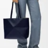 Yumuşak Damarlı Dana Derisinden Orta Boy Yatay Puzzle Fold Tote Çantası Yumuşak Damarlı Dana Derisinden Orta Boy Yatay Puzzle Fold Tote Çantası